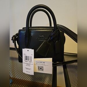 New Authentic Coach mini crossbody purse